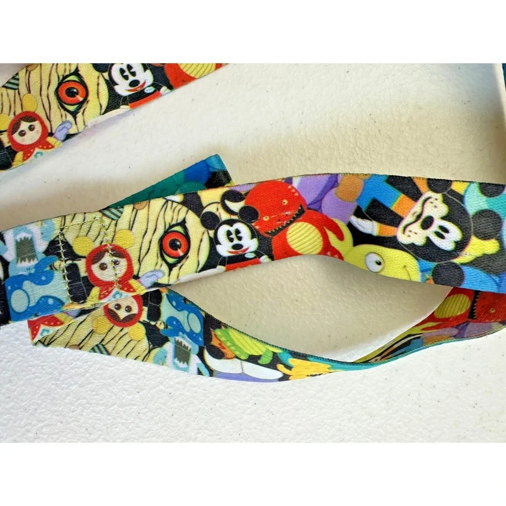 Disney‎ Parks Vinylmation Pin Lanyard Holder Mickey Friends Disneyland World